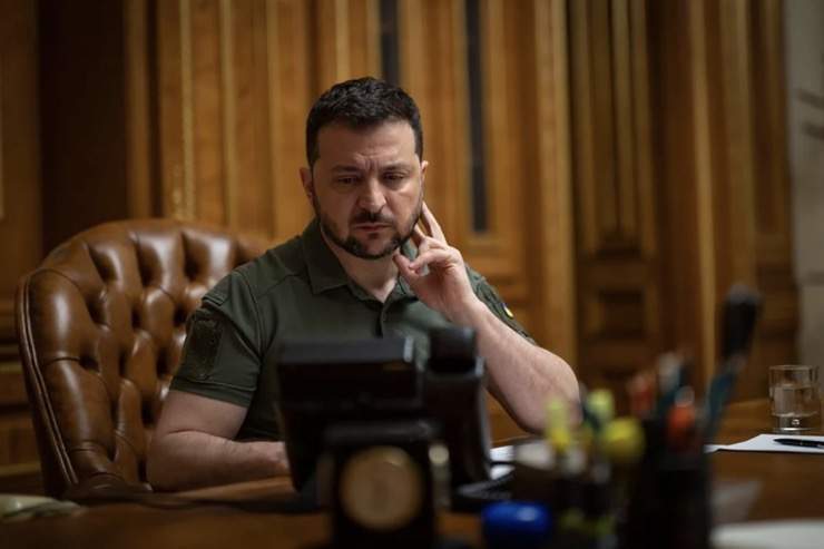 Phản ứng của EU và Mỹ về cuộc điện đàm giữa ông Tập và ông Zelensky
