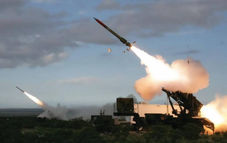Nổ lớn vang lên trên khắp Ukraine sau tin Patriot trực chiến