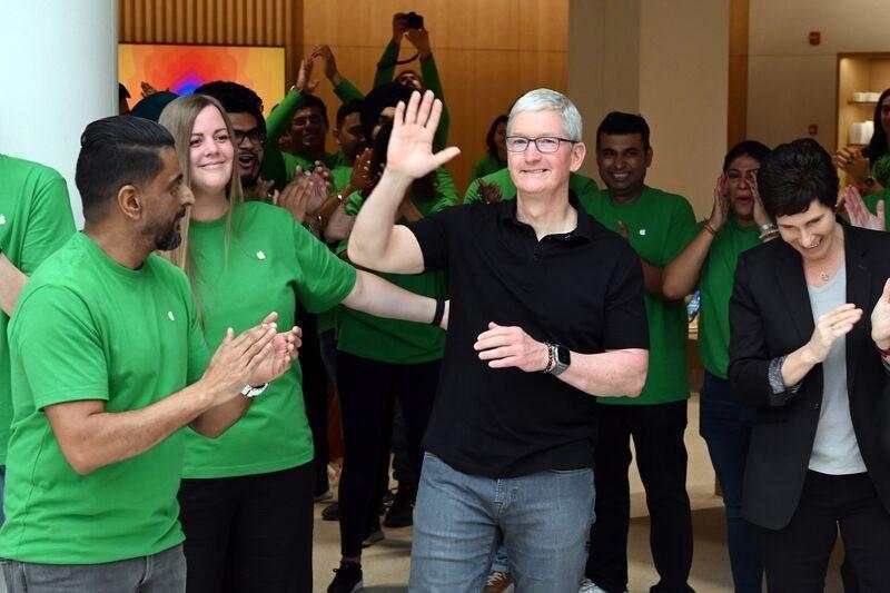 Chiến lược cao tay của Tim Cook tại Ấn Độ: Bán iPhone giá cao hơn ở Mỹ, điện thoại dưới 7 triệu đồng là điều không thể