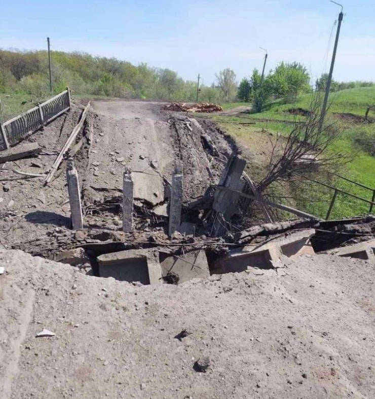 Nga đánh sập cầu tiếp tế huyết mạch duy nhất của Ukraine đến Bakhmut