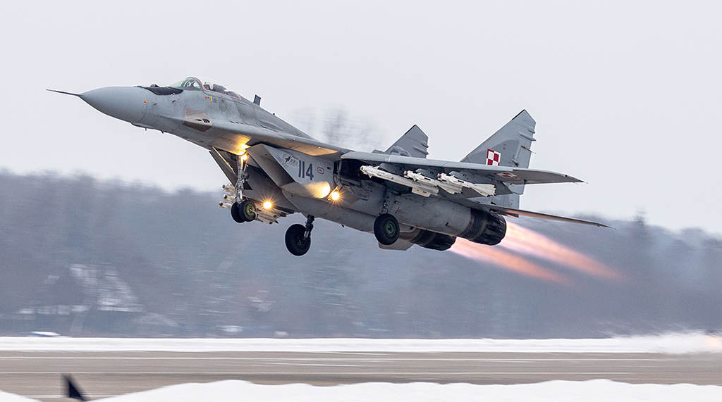 Ukraine tháo dỡ chiến đấu cơ MiG-29 do Ba Lan, Slovakia cung cấp