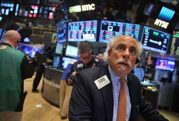 Wall Street Ditutup Turun Imbas Kenaikan Suku Bunga The Fed