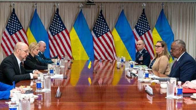 Đề nghị trực tiếp của Thủ tướng Ukraine với Lầu Năm Góc