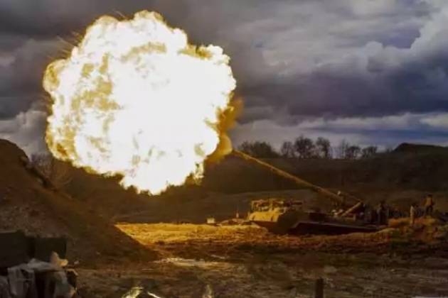 Tướng hàng đầu Ukraine: Tiếp tục đụng độ ở Bakhmut