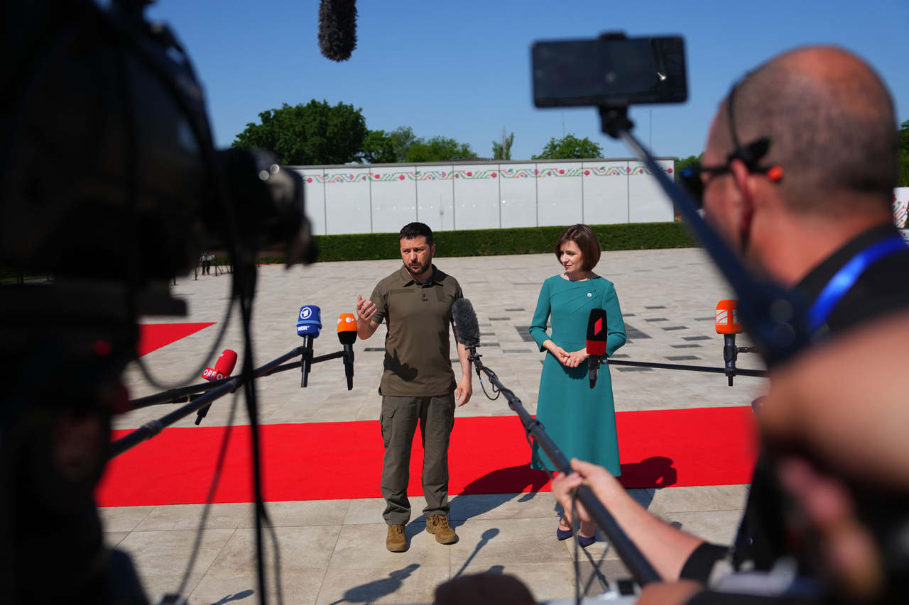 Ông Zelensky cần câu trả lời rõ ràng từ NATO, Đức lên tiếng