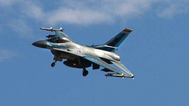 Mỹ ‘bật đèn xanh’ để đồng minh cung cấp tiêm kích F-16 cho Ukraine?