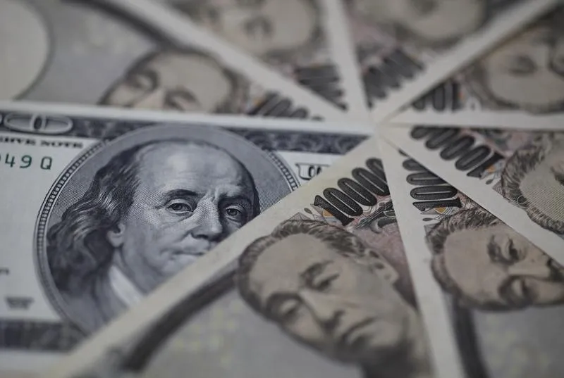 Dolar Turun terhadap Yen, Investor Tunggu Data Inflasi dan Fed Minggu Depan
