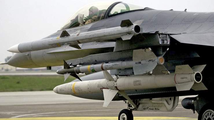 Ukraine cần bao nhiêu chiến đấu cơ F-16 Kiev?