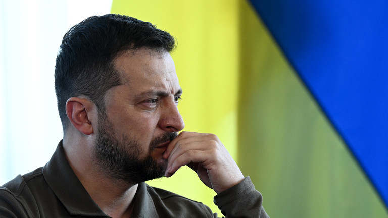 Ông Zelensky gây sức ép với NATO
