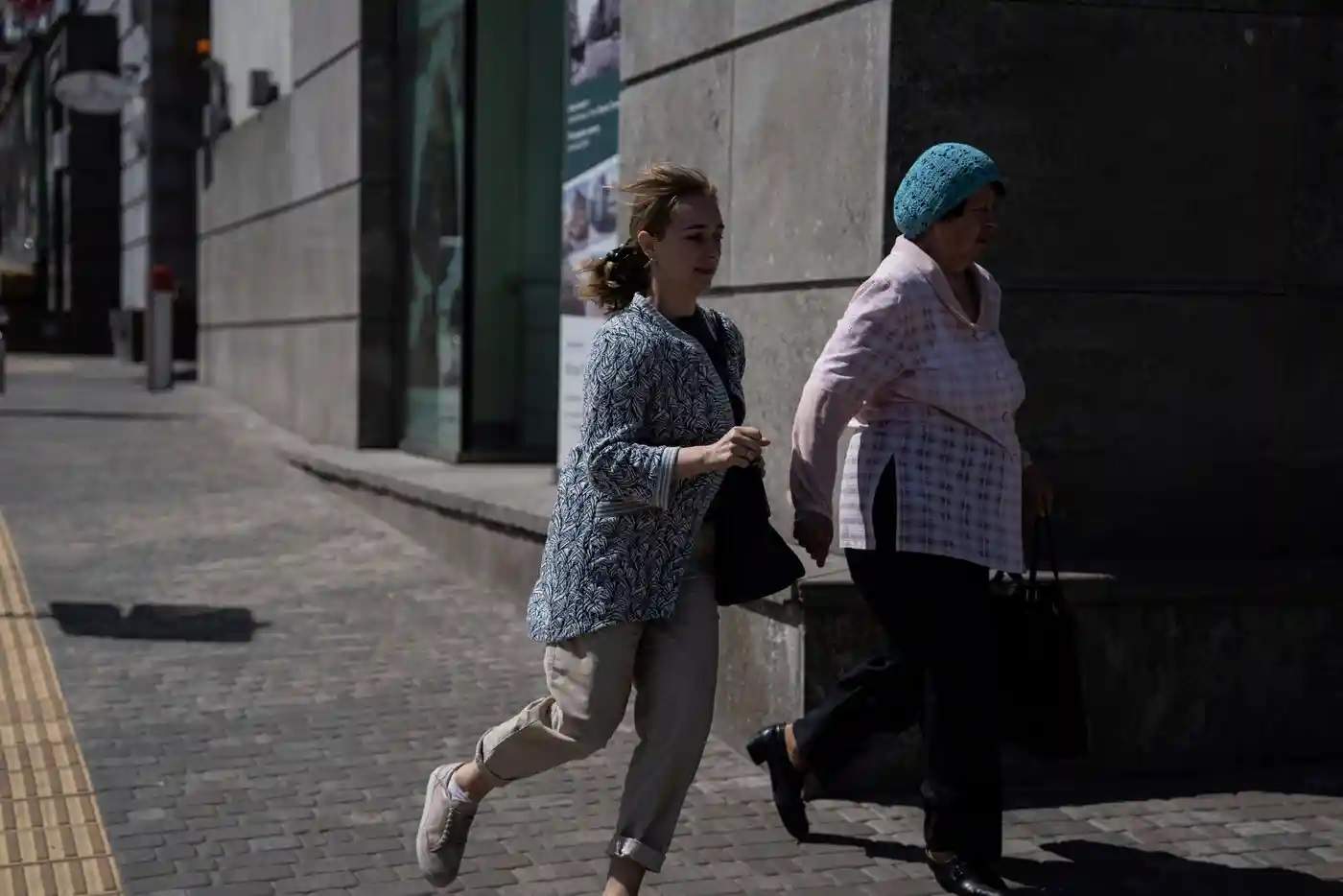Đợt không kích lần thứ 16 trong tháng của quân đội Nga vào Kiev