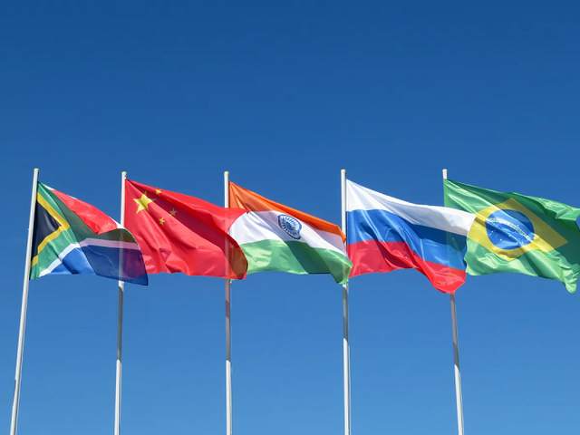 Thượng đỉnh BRICS có thể bàn về tạo ra đồng tiền chung