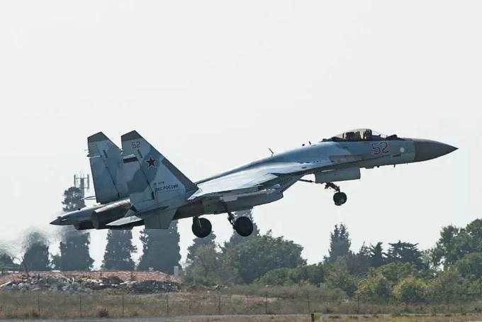 Động thái của Ukraine trước vụ việc loạt máy bay Nga rơi gần biên giới