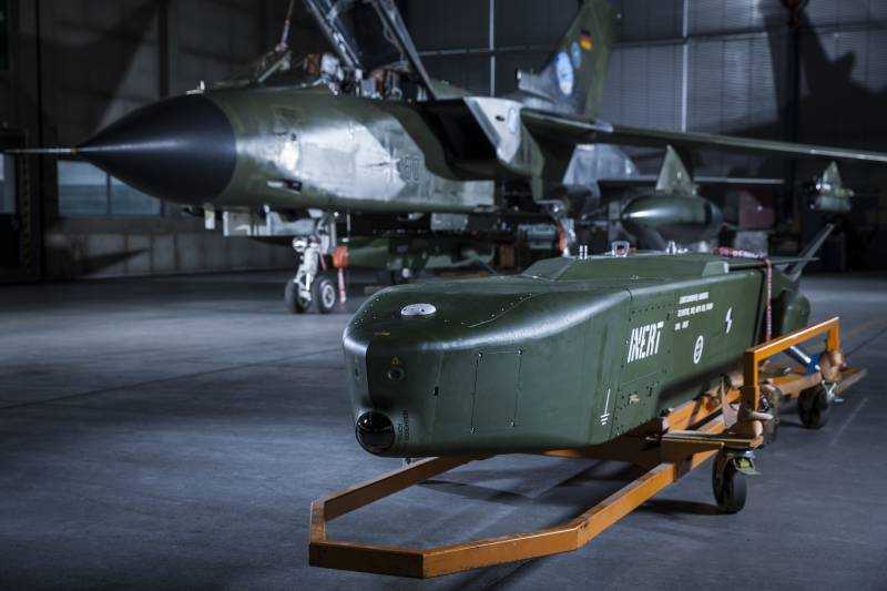 Ukraine đề nghị Đức viện trợ tên lửa có tầm bắn 500km