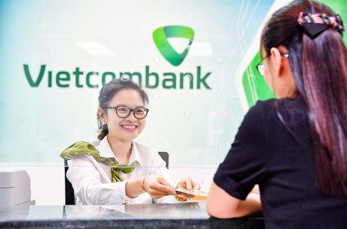 Hành trình trở thành doanh nghiệp 500.000 tỷ đồng của Vietcombank: Mất hơn 3.500 phiên giao dịch, bất ngờ số phiên giảm giá còn nhiều hơn số phiên tăng