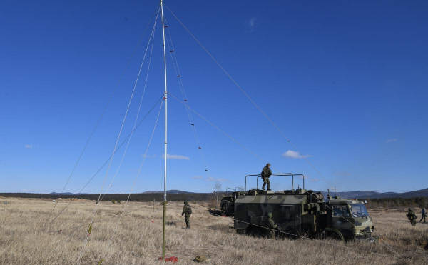 Nga tuyên bố triệt hạ 9 UAV tập kích bán đảo Crimea