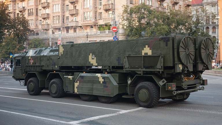 Quan chức Nga thông báo đánh chặn 2 tên lửa đạn đạo Ukraine tập kích bán đảo Crimea