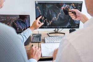 IHSG Ditutup Menguat ke 6.982 Sambut Akhir Pekan
