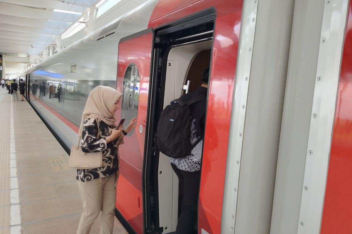 Simak Tata Tertib yang Harus Dipatuhi Selama Mengikuti Uji Coba Kereta Cepat