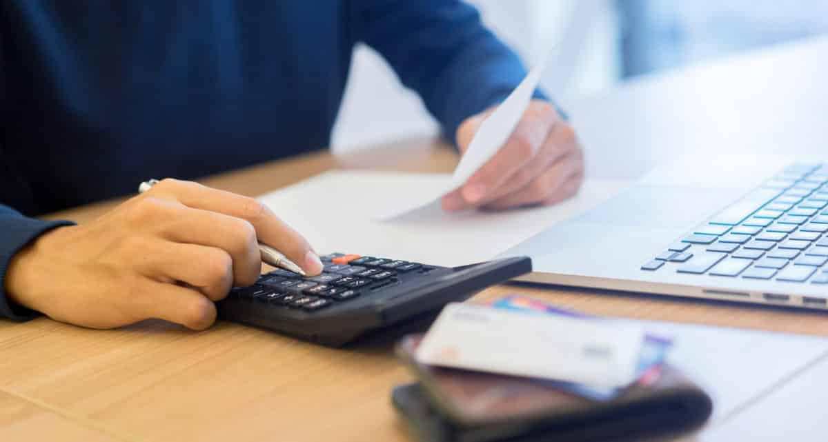 How to calculate savings account interest