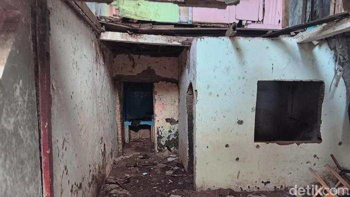 Penampakan 'Kampung Zombie' di Tengah Jakarta