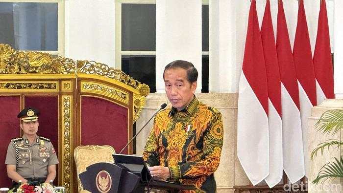 Jokowi Sebut 3 Faktor Daya Saing Jepang-Malaysia Turun, RI Jangan Ketularan!