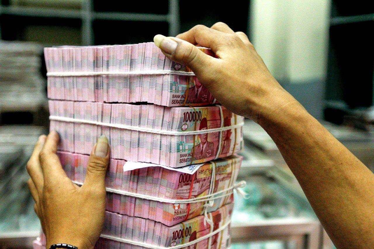 Indeks Dolar Loyo, Rupiah Menguat Tipis