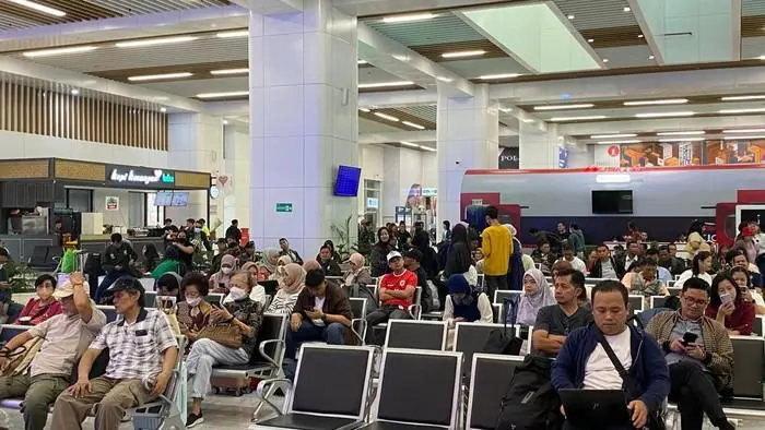 Libur Panjang Lagi, Kereta Cepat Langsung Diserbu