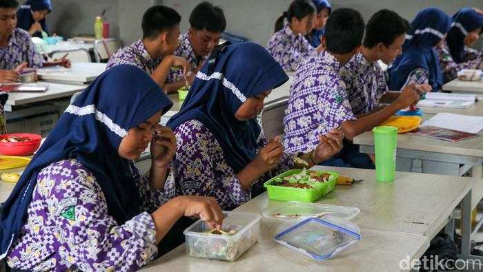 Lagi Dibahas, Ini 2 Bocoran soal Program Makan Gratis Prabowo