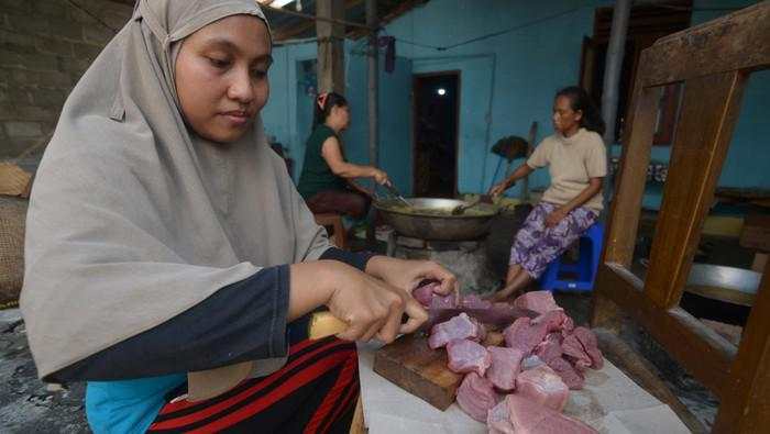 Raup Cuan dari Jasa Pembuatan Abon Daging Sapi Kurban