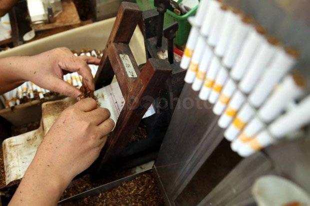 Jual Rokok Eceran Resmi Dilarang, Bagaimana Nasib Saham GGRM-HMSP?