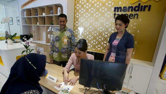 Rata-rata Gaji Pegawai Bank di Indonesia, Mulai dari Teller hingga Marketing