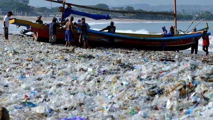 KKP Ungkap RI Jadi Penghasil Sampah Plastik di Laut Terbesar ke-5 Dunia