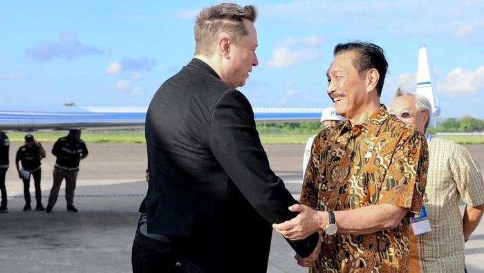 Mau Ketemu Elon Musk Ajak Garap Nikel, Luhut: Saya Temanan Sama Dia