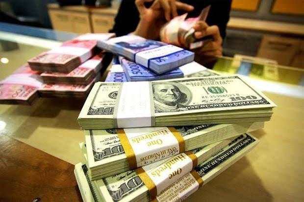 Rupiah Ditutup Menguat Tinggalkan Level Rp16.300 per USD