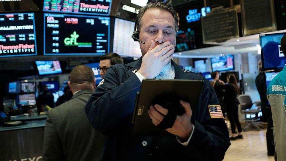 Pesta Usai, Wall Street Berakhir Melemah Jelang Simposium Jackson Hole