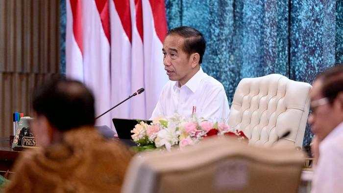 Manufaktur RI Anjlok, Jokowi Keluarkan Titah Ini