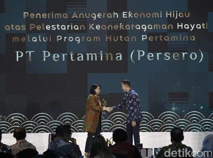 Cara Pertamina Capai Nol Emisi Karbon Lewat Penanaman 3 Juta Pohon