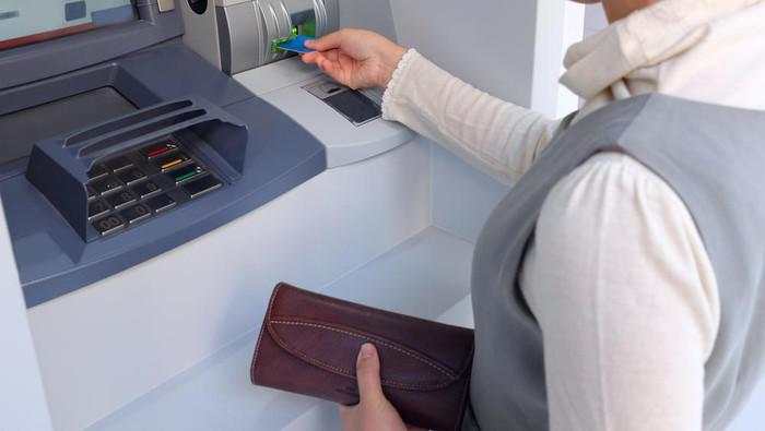 Transfer ke DANA: Kode Virtual Account Bank dan Cara Top Up
