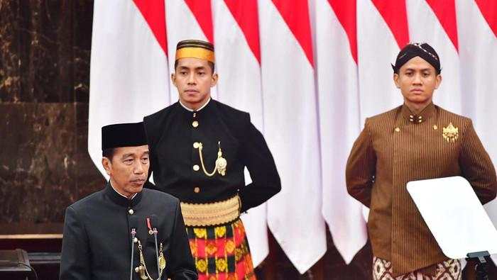 Jokowi Perkirakan Dolar AS Tahun Depan di Level Rp 16.100