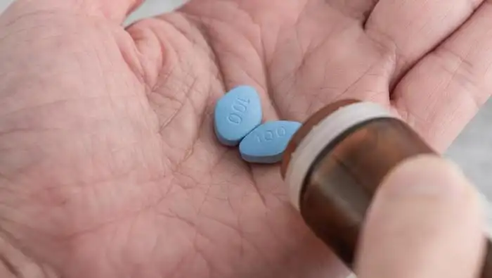 feed image