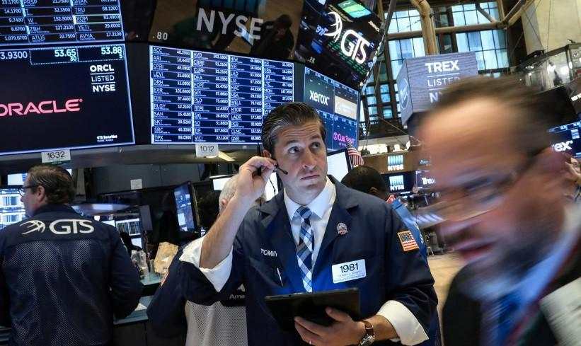 Wall Street Ditutup Mixed, Dow Jones Tembus Rekor Lagi