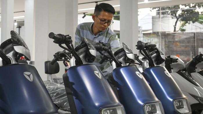 Populasi Motor Listrik di Indonesia Tembus 172 Ribu Unit