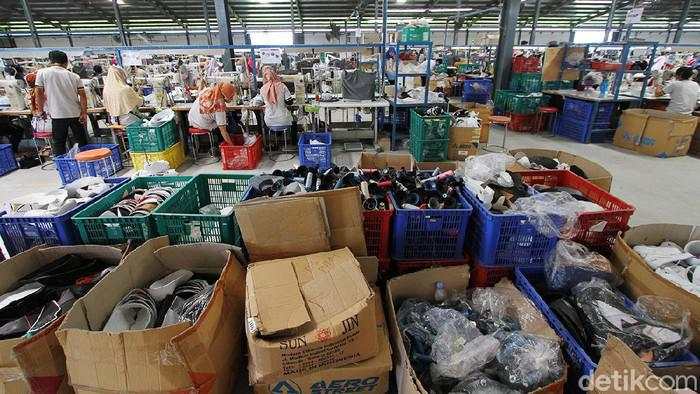 Industri Manufaktur RI Pernah Kuasai 20% Sepatu Olahraga Dunia, Sekarang Keok