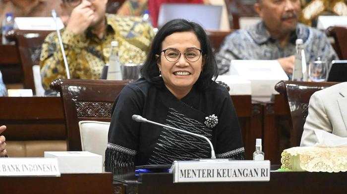 Tok! Sri Mulyani Tetapkan Bea Masuk Antidumping Keramik Impor China