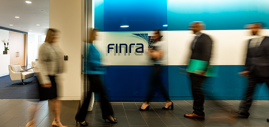 FINRA对中金美国证券罚款30万美元
