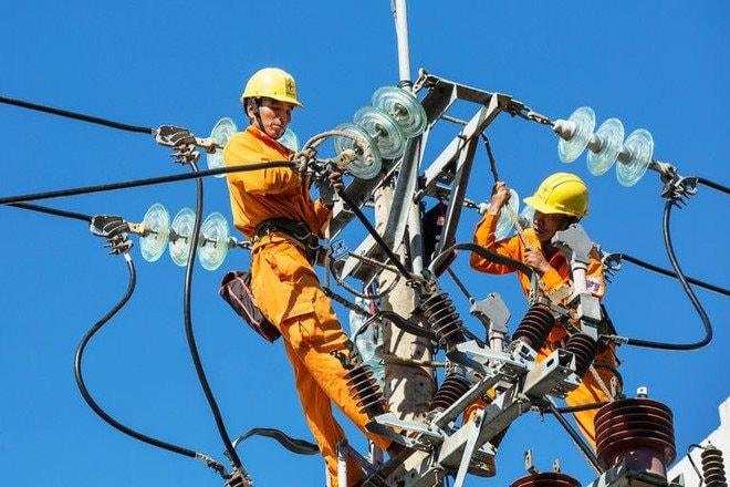 Một công ty điện lực báo lãi quý 3 gần trăm tỷ, cổ phiếu bốc đầu kịch trần 2 phiên liên tiếp