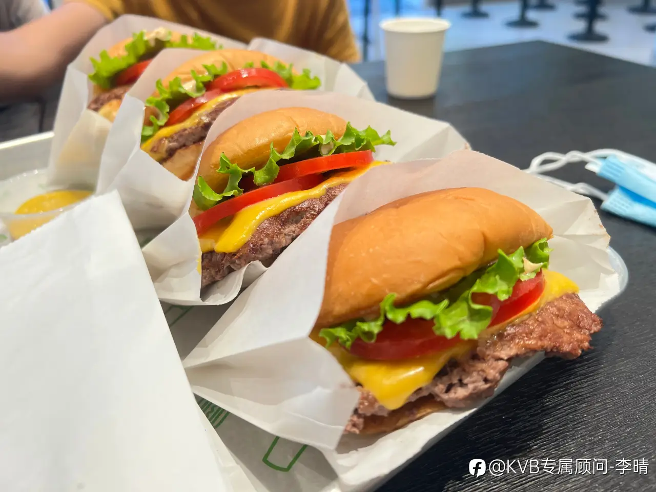 feed image