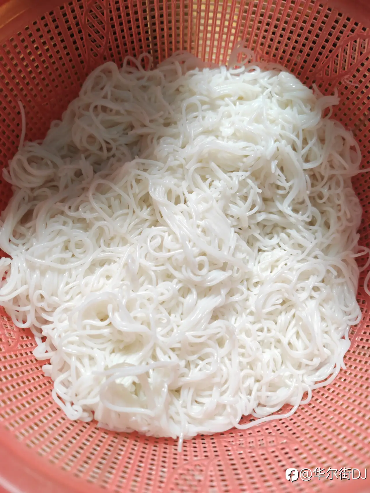 feed image