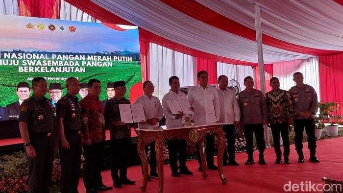 Mentan Minta Manajer Pupuk Dicopot Imbas Penyaluran Bermasalah