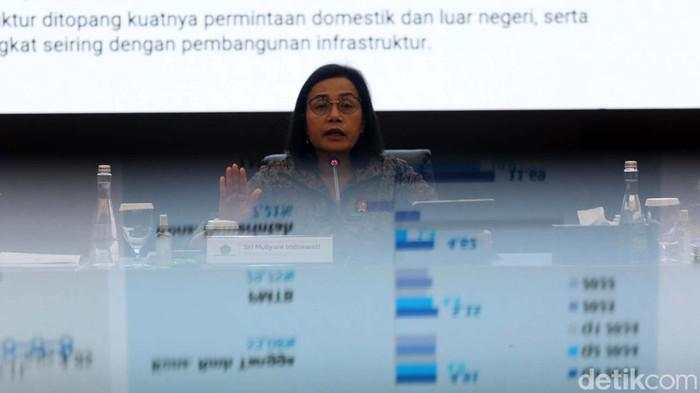 Kemenangan Trump Bikin Rupiah Keok Lawan Dolar AS, Sri Mulyani Bilang Begini